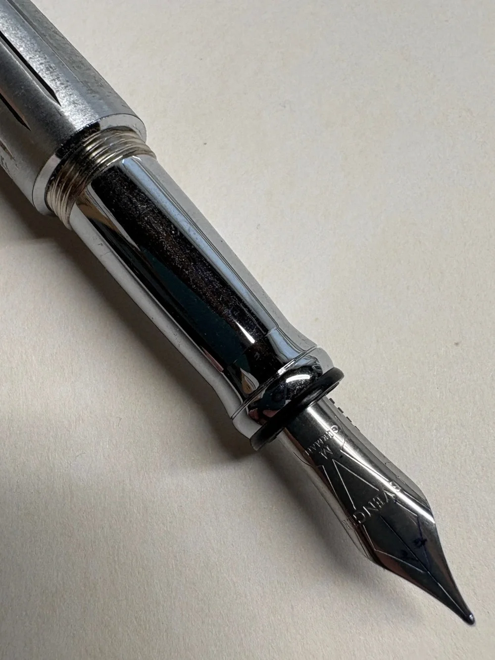 Levenger Sir Isaac Newton Fountain Pen Vintage Collectible Writing Instrument